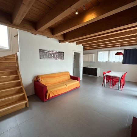 カオルレAttico Concordia - Agenzia Cocalアパートメント エクステリア 写真