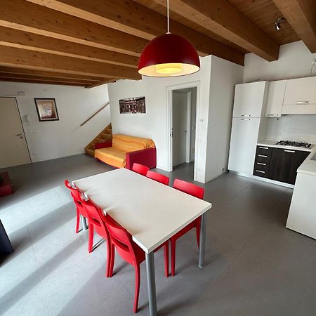 カオルレAttico Concordia - Agenzia Cocalアパートメント エクステリア 写真
